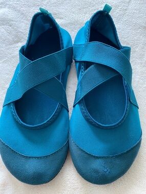 Women's Athletic Slip-On Cross-Strap Shoes in Teal